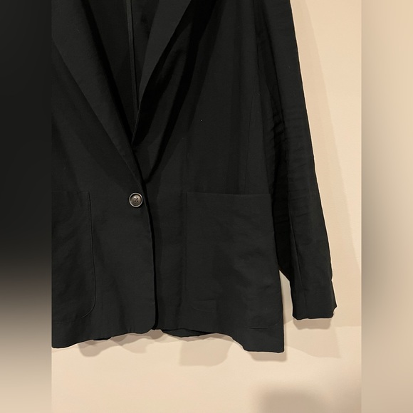Linen Blazer - Picture 4 of 4